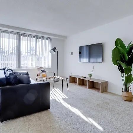 Spacious 2 Bedrooms Apt @Crystal City With Gym Arlington Exterior foto