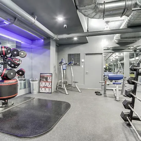 Spacious 2 Bedrooms Apt @Crystal City With Gym Arlington Exterior foto